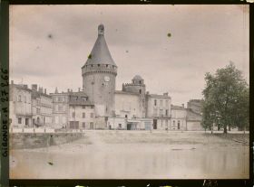 Image représentant France, Libourne, Les bords de la Dordogne