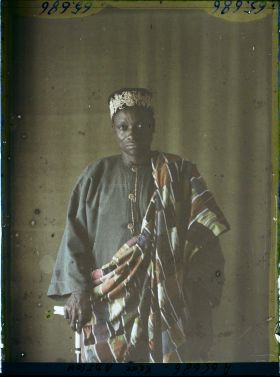 Image représentant https://musee-albert-kahn.s-museum.fr/home/NWQ2OTAwYzNmYjZlZTk1ZWQwODJmMjY4L2dlbmVyaWMtbm90aWNlLXRhYi9hdXRob3JpdHkvNjE3YTc5ZjVjZjhiODk2OGIzMzM3ZDIx/5d6900c3fb6ee95ed082f268/generic-notice-tab/authority/617a79ebcf8b8968b3336714 Kéké Adjion