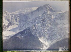 Image représentant France Les Alpes, Griaz, Vallée de Chamonix, Glacier des Griaz, Dôme et Aiguille du Gouter.