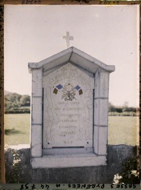 Image représentant France , Abense, Le Monument aux Morts, dans le Cimetière