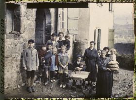 Image représentant France, Mauléon, Une famille de Sandaliers