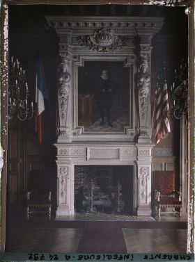 Image représentant La cheminée de la Grande salle dite Salle de fêtes, Hôtel de Ville
