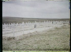 Image représentant France, Hein Monacu, Une partie du Cimetière Français de l'Ouvrage