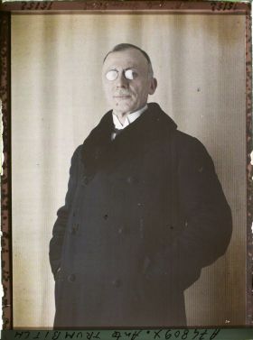 Image représentant Monsieur  https://musee-albert-kahn.s-museum.fr/home/NWQ2OTAwYzNmYjZlZTk1ZWQwODJmMjY4L2dlbmVyaWMtbm90aWNlLXRhYi9hdXRob3JpdHkvNjE3YTc5ZjVjZjhiODk2OGIzMzM3ZDIx/5d6900c3fb6ee95ed082f268/generic-notice-tab/authority/617a79ebcf8b8968b33378d7 Ante Trumbitch