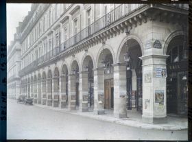 Image représentant Affiches du Crédit National rue de Rivoli