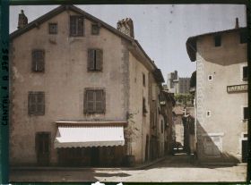 Image représentant Le château Saint-Etienne, vu depuis la rue Saint-Jacques