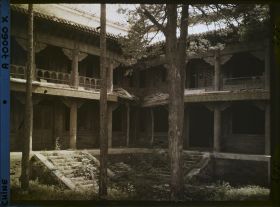 Image représentant Xihuangsi (" temple Jaune de l'Ouest "), axe ouest, sur la cour de la pagode