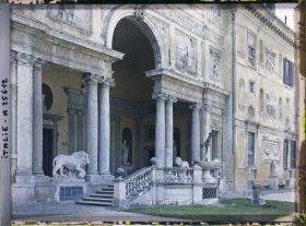 Image représentant Détail de la façade de la villa Médicis