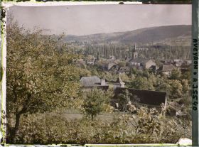 Image représentant Vue du village pris de la colline dite Mont Verdié