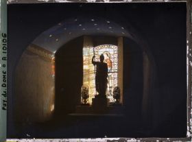 Image représentant France, Usson, Intérieur de l'Eglise