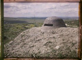 Image représentant France, Ft de Douaumont, Coupole de mitrailleuse ayant résisté