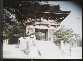 Image représentant Temple Kiyomizu-dera : porte d'entrée Niômon