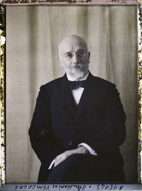 Image représentant Monsieur  https://musee-albert-kahn.s-museum.fr/home/NWQ2OTAwYzNmYjZlZTk1ZWQwODJmMjY4L2dlbmVyaWMtbm90aWNlLXRhYi9hdXRob3JpdHkvNjE3YTc5ZjVjZjhiODk2OGIzMzM3ZDIx/5d6900c3fb6ee95ed082f268/generic-notice-tab/authority/617a79ebcf8b8968b33379c3 Eleutherios Venizelos