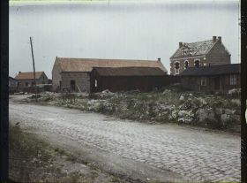 Image représentant France, Neuville St Waast, Maisons reconstruites