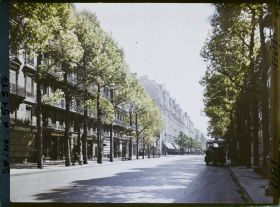 Image représentant La percée du boulevard Haussmann vers les nouvelles constructions et la rue Taitbout