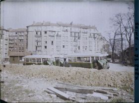 Image représentant Construction d'immeuble sur l'emplacement des anciennes fortifications, place de la porte de Vanves
