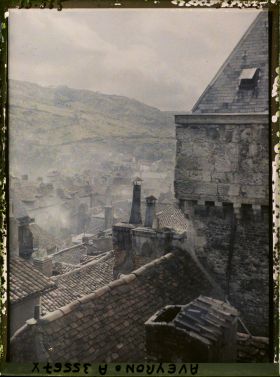 Image représentant Vue sur les toits et cheminées de la ville