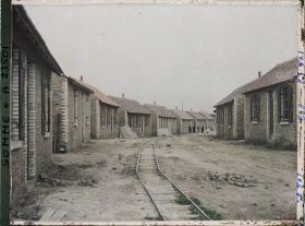 Image représentant France, Péronne, Autre aspect de la nouvelle rue de maisons provisoires