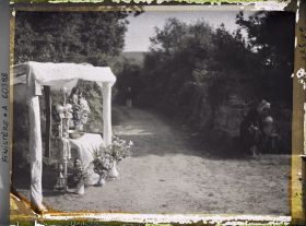 Image représentant Le reposoir de Notre-Dame de Kergoat sur le parcours de la Grande Troménie