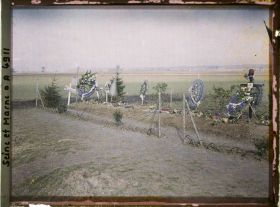 Image représentant France, Entre Villeroy et Neufmontiers. Un ensemble de la Tombe de Péguy