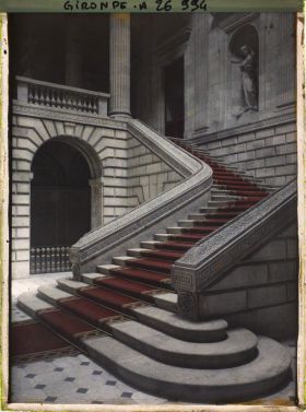 Image représentant Grand escalier du Grand Théâtre, actuel Opéra