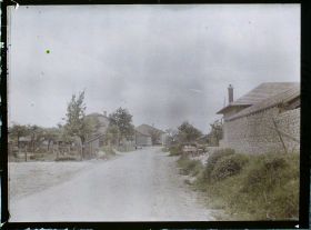 Image représentant France, Montfaucon (Meuse), Entrée de Montfaucon Rte de Consenvoye