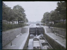 Image représentant La double écluse des morts du canal Saint-Martin