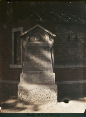 Image représentant Belgique, Visé, Monument des 2 premiers Gendarmes tués le 4 Août 1914