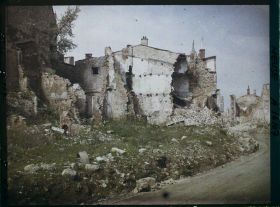 Image représentant France, Verdun, Ruines rue St Pierre Vue prise du Café du Balcon
