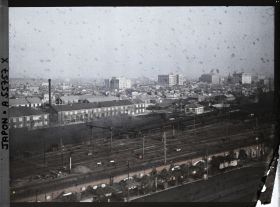 Image représentant Panorama de l'est de la ville depuis terrasse d'un immeuble au dessus de la gare centrale