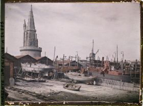 Image représentant Bateaux dans les chantiers navals de la Pallice