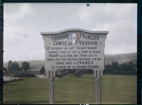 Image représentant France, Verdun, La plaque du Souvenir Français