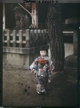 Image représentant Fête des enfants Shichi-go-san (" sept-cinq-trois ") au sanctuaire Yasaka-jinja