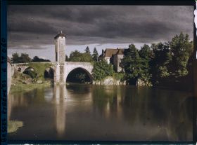 Image représentant France , Orthez, Le Pont au Coucher du Soleil