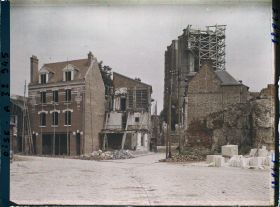 Image représentant France, Noyon, Reconstruction place du Théâtre