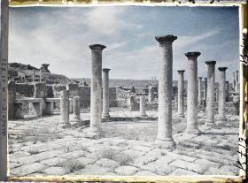 Image représentant Algérie, Timgad, Le petit marché