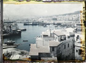 Image représentant Le port vu de l'Amirauté