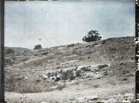 Image représentant Haceldama (champ du sang) dans la vallée de Hinnom