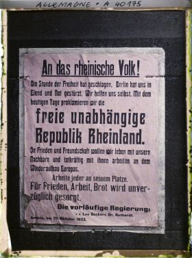 Image représentant Prusse, Crefeld, Affiche de la République à la Gare
