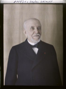 Image représentant Monsieur  https://musee-albert-kahn.s-museum.fr/home/NWQ2OTAwYzNmYjZlZTk1ZWQwODJmMjY4L2dlbmVyaWMtbm90aWNlLXRhYi9hdXRob3JpdHkvNjE3YTc5ZjVjZjhiODk2OGIzMzM3ZDIx/5d6900c3fb6ee95ed082f268/generic-notice-tab/authority/617a79ebcf8b8968b3336de3 Gaston Griolet