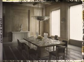 Image représentant L'Exposition des arts décoratifs, Intérieur du pavillon Lalique, La salle à manger