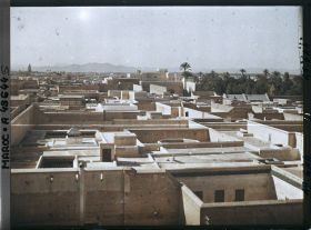 Image représentant Panorama de la ville en direction du nord-ouest avec la palmeraie au fond