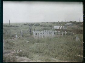 Image représentant France, Les Bœufs, Petit Cimetière militaire du 17e d'infanterie territoriale