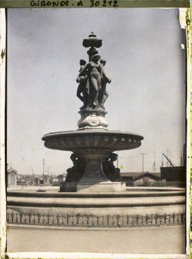 Image représentant France, Bordeaux, Fontaine des Trois Grâces