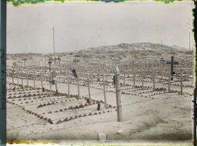 Image représentant Belgique, Nieuport les Bains, Cimetière français dans les dunes de Nieuport Bains