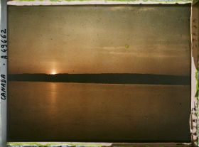 Image représentant Canada, Bord Melita, Coucher de Soleil sur les berges du St Laurent