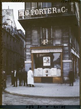 Image représentant Le Sous-secrétariat d'Etat à la démobilisation, à l'angle de la rue Menars et de la rue du Quatre-Septembre