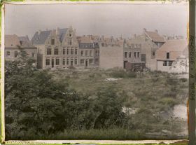 Image représentant Belgique, Ypres, Reconstruction rue de Lille