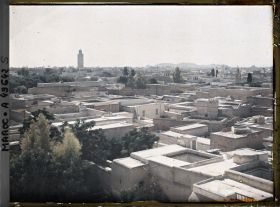 Image représentant Panorama de la ville en direction de l'ouest avec au fond le quartier Guéliz