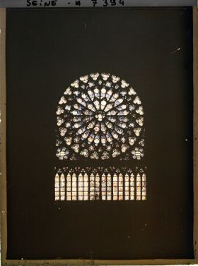 Image représentant La rosace sud de Notre-Dame